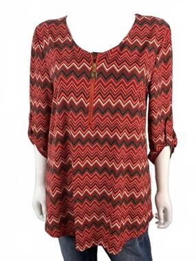 Beautiful Women’s Top Size M